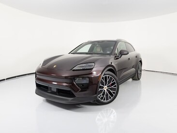 2025 Porsche Macan Electric 4S SUV