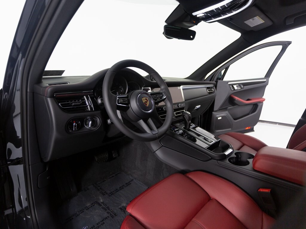New 2026 Porsche Macan  SUV