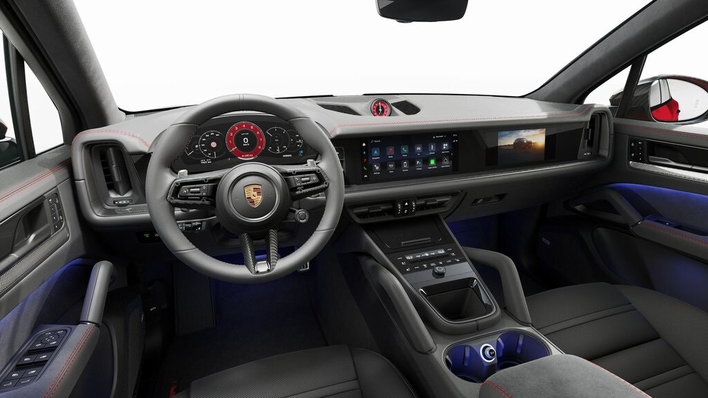 2026 Porsche Cayenne GTS photo 4