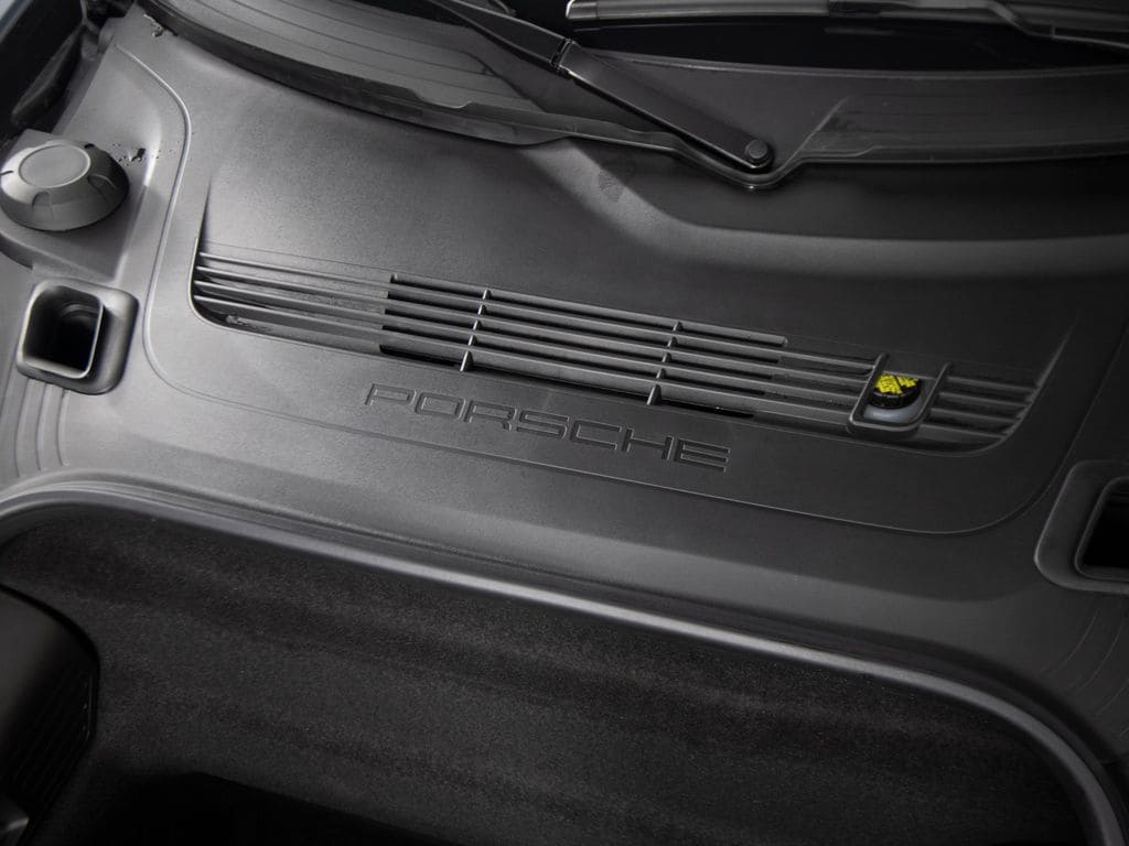 2024 Porsche 718 GT4 RS - Photo 52