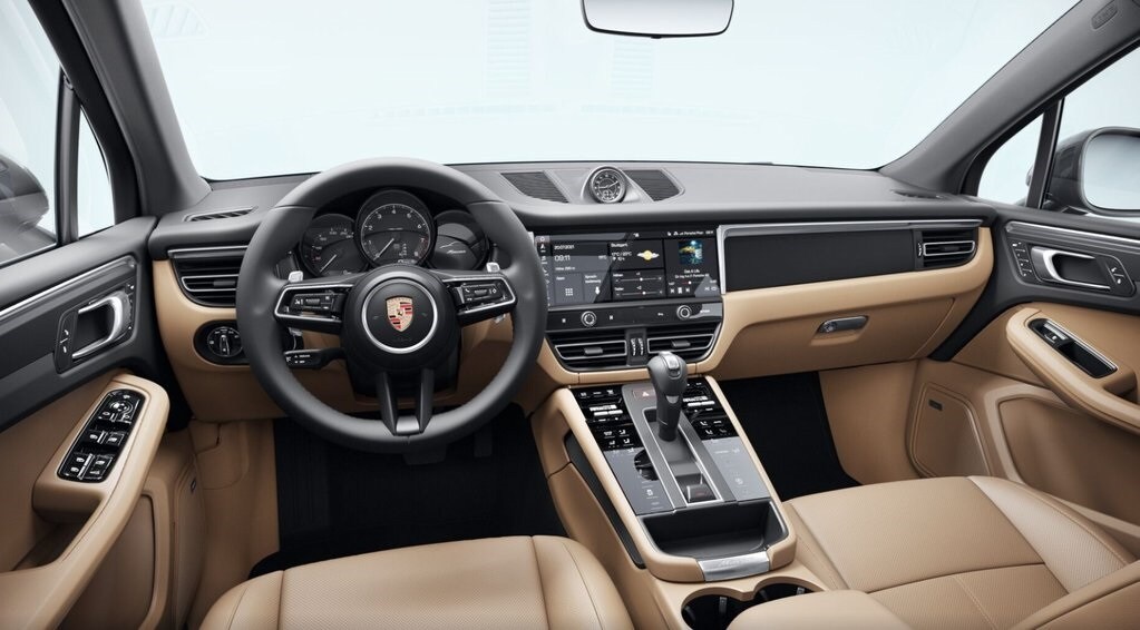 2026 Porsche Macan T photo 4