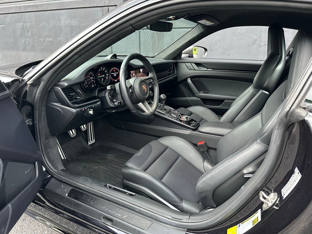 2024 Porsche 911 T photo 4