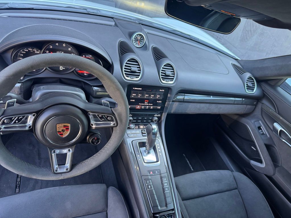 2024 Porsche 718 GTS - Photo 17