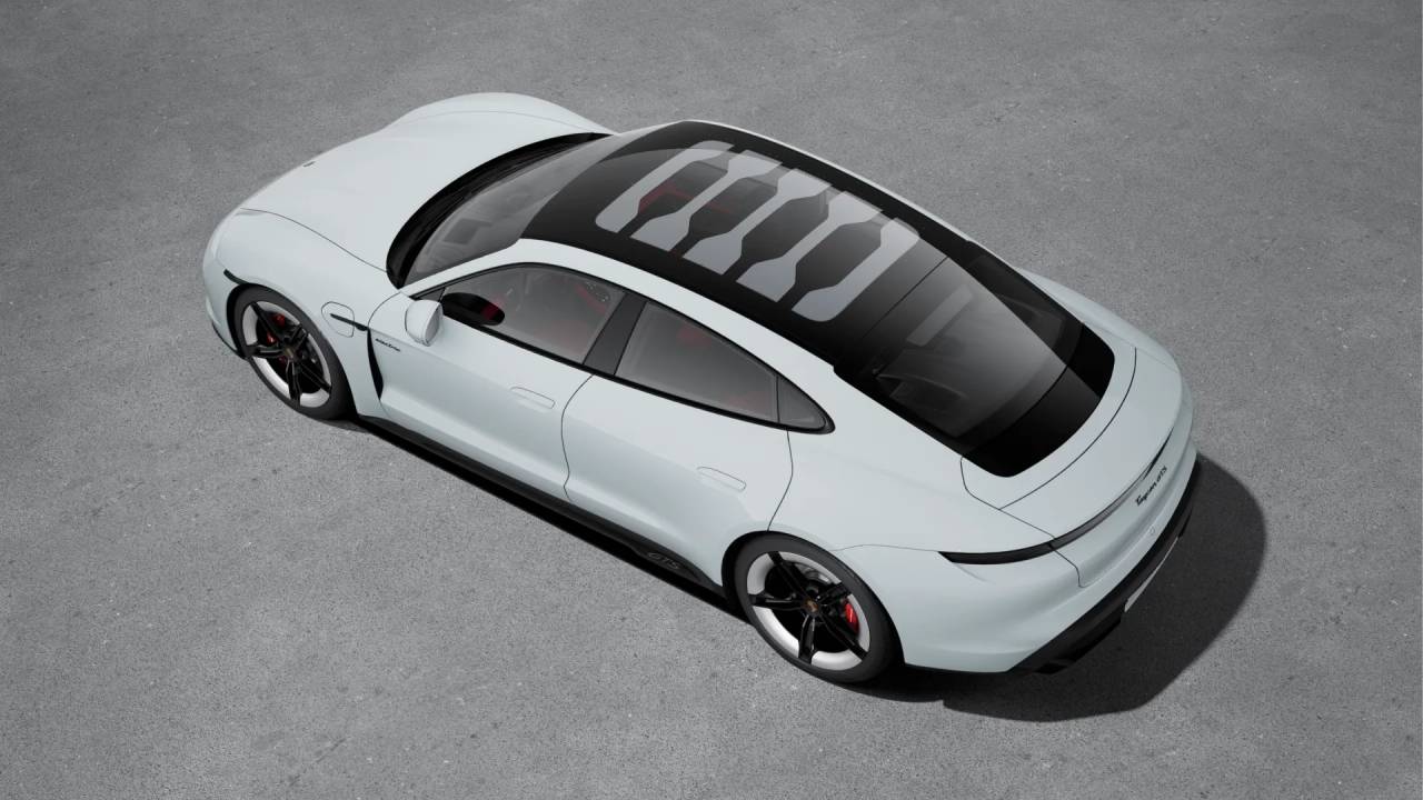 2026 Porsche Taycan GTS photo 4