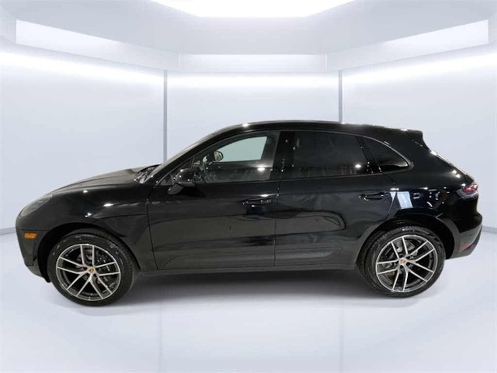 New 2026 Porsche Macan  SUV