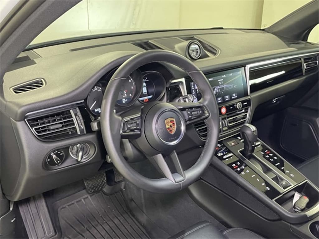 Certified 2025 Porsche Macan SUV
