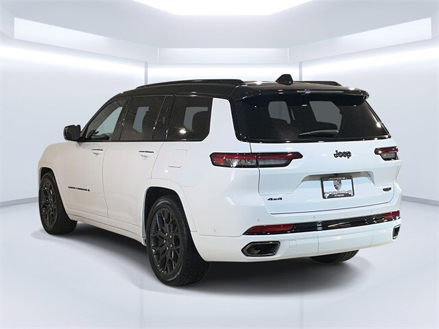 2024 Jeep Grand Cherokee L Summit photo 3