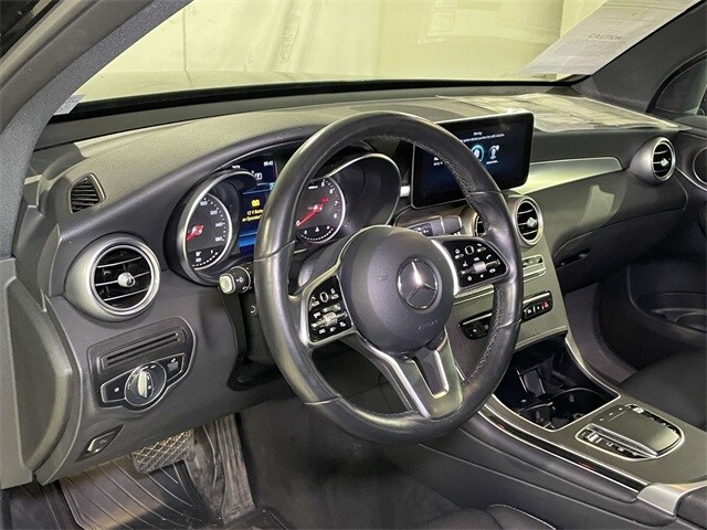 2022 Mercedes Benz GLC 300 4MATIC photo 3
