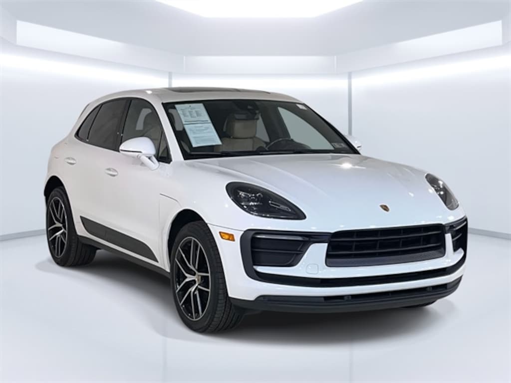 Certified 2022 Porsche Macan SUV