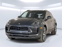 2025 Porsche Macan SUV