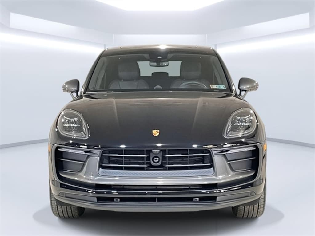 New 2026 Porsche Macan T T SUV