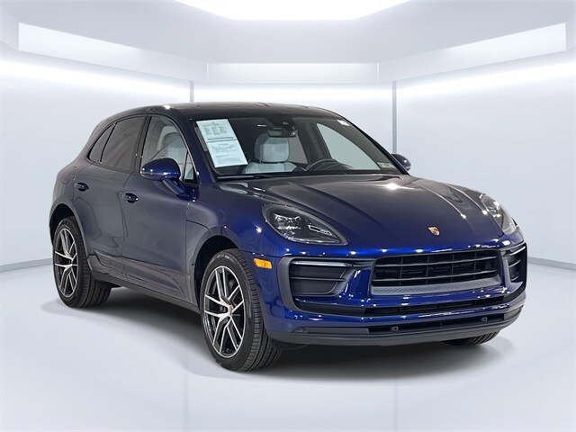 2022 Porsche Macan photo 3