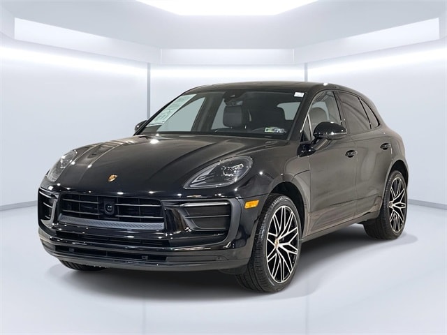 2024 Porsche Macan Base's photo