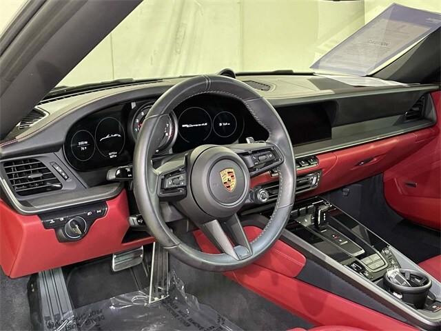 2023 Porsche 911 4S 4 GTS photo 4