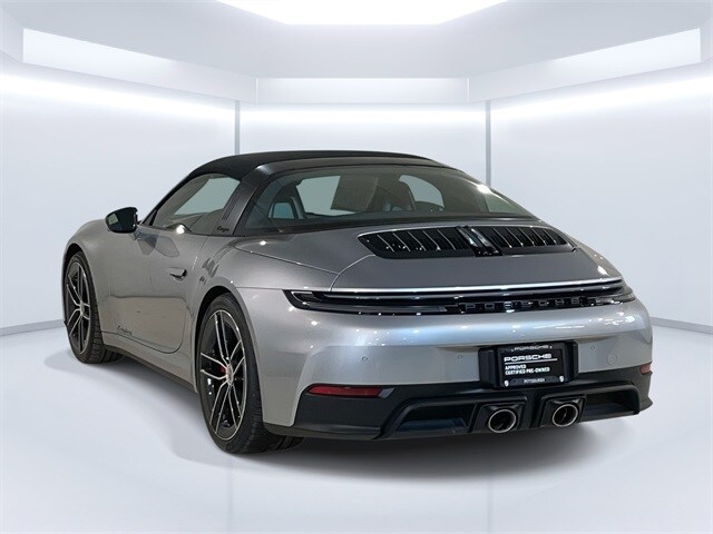 2025 Porsche 911 Targa 4 GTS photo 3