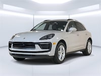 2025 Porsche Macan SUV