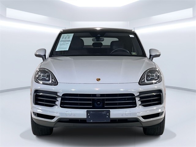 2023 Porsche Cayenne Coupe Platinum Edition photo 2