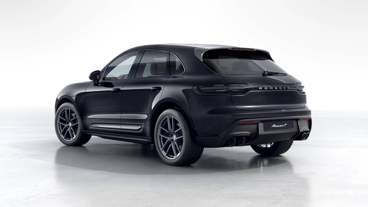 2026 Porsche Macan T photo 3