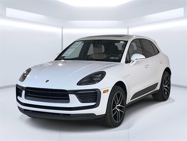 2022 Porsche Macan AWD SUV