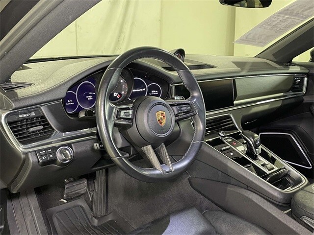 2023 Porsche Panamera 4 Platinum photo 4