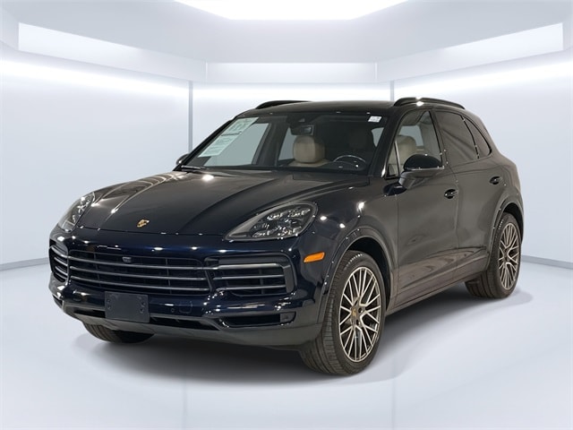 2022 Porsche Cayenne Platinum Edition's photo