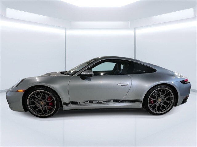 2020 Porsche 911 4S photo 2