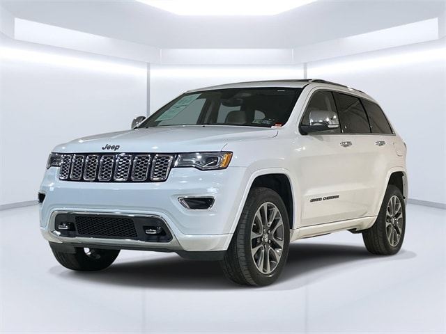 2018 Jeep Grand Cherokee Overland's photo