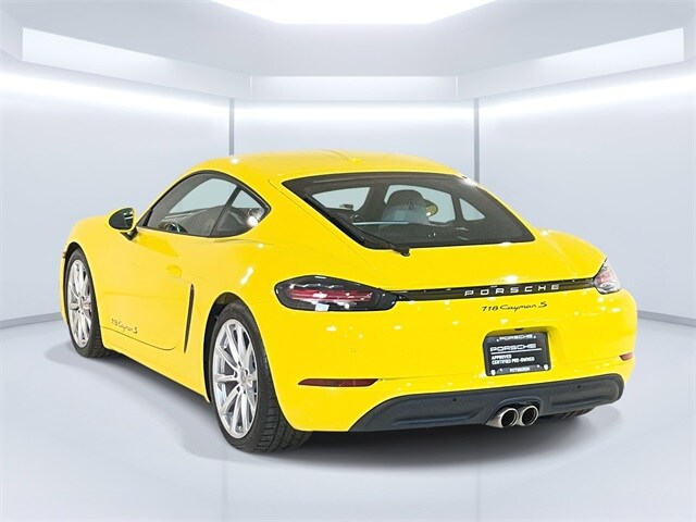 2025 Porsche Cayman S photo 3