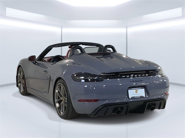 2022 Porsche Boxster Spyder photo 3