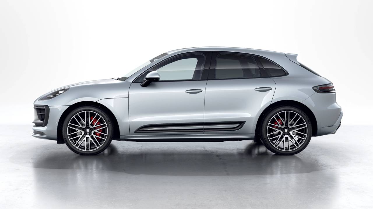 2026 Porsche Macan S photo 2