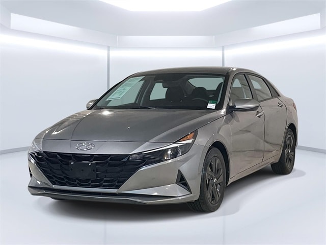 2021 Hyundai Elantra SEL's photo