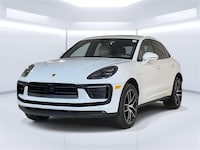 2025 Porsche Macan SUV