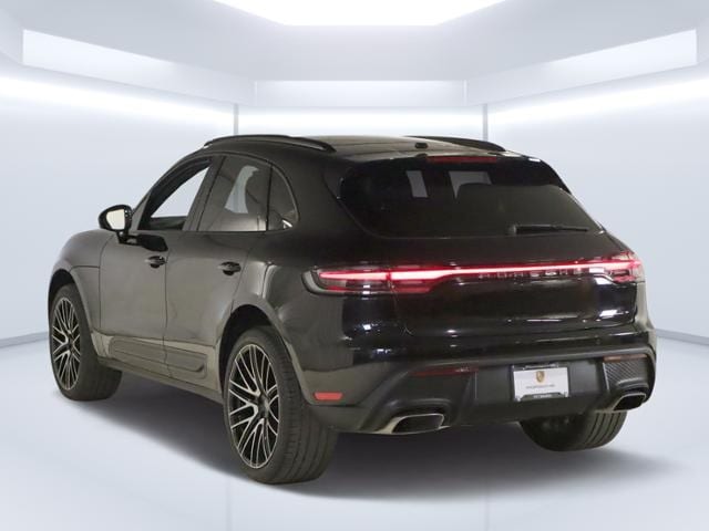 Certified 2022 Porsche Macan Base with VIN WP1AA2A58NLB01718 for sale in Pittsburgh, PA