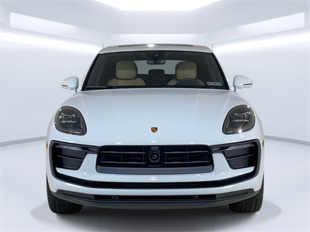 New 2026 Porsche Macan SUV