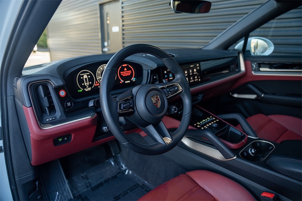Certified 2025 Porsche Cayenne Coupe  SUV