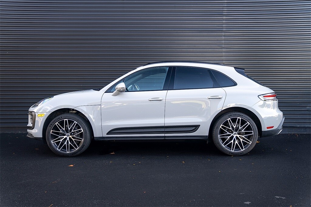 Certified 2025 Porsche Macan  SUV