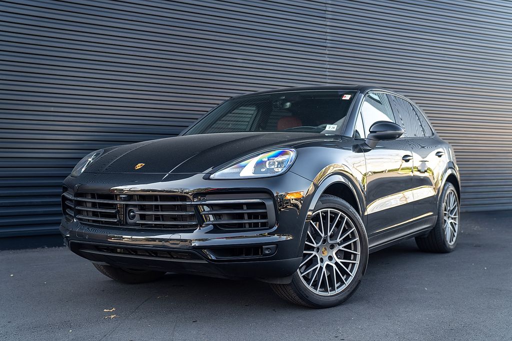 2023 Porsche Cayenne Base