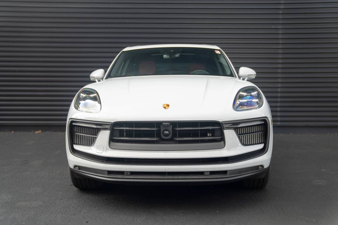 2026 Porsche Macan S - Photo 6