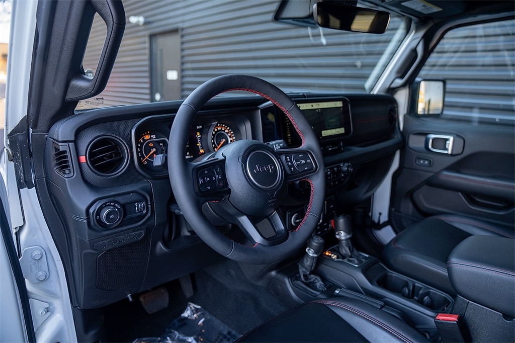 Used 2024 Jeep Wrangler Rubicon SUV