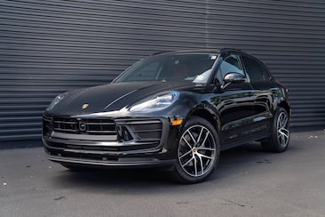 2025 Porsche Macan SUV