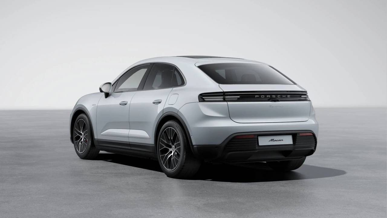 2025 Porsche Macan Electric photo 2