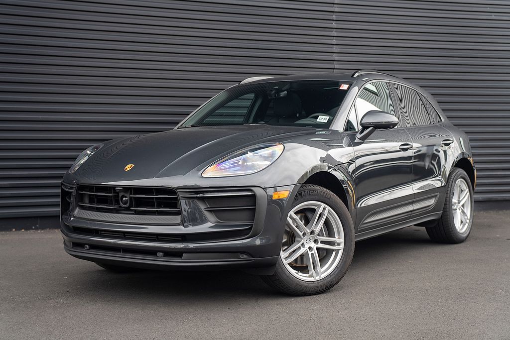2026 Porsche Macan's photo