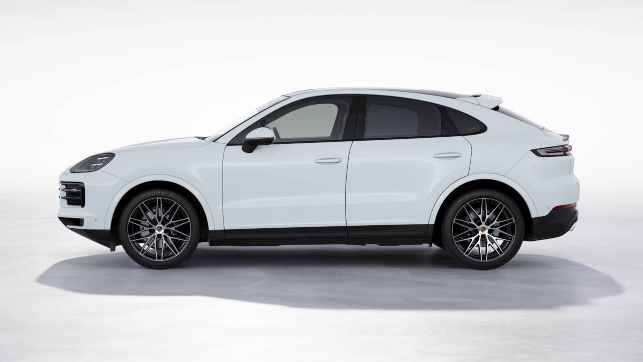 2026 Porsche Cayenne Coupe photo 2