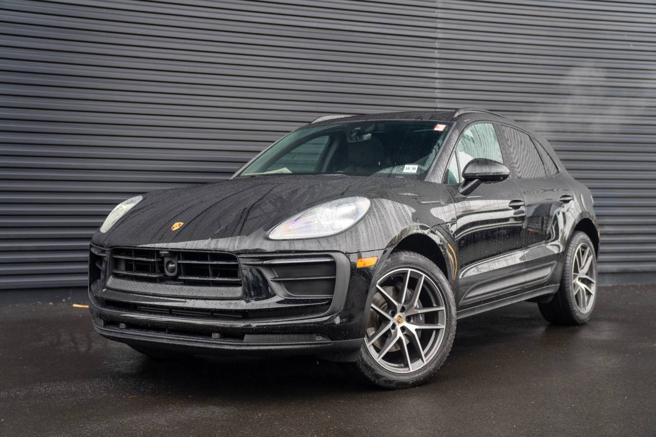 2026 Porsche Macan's photo