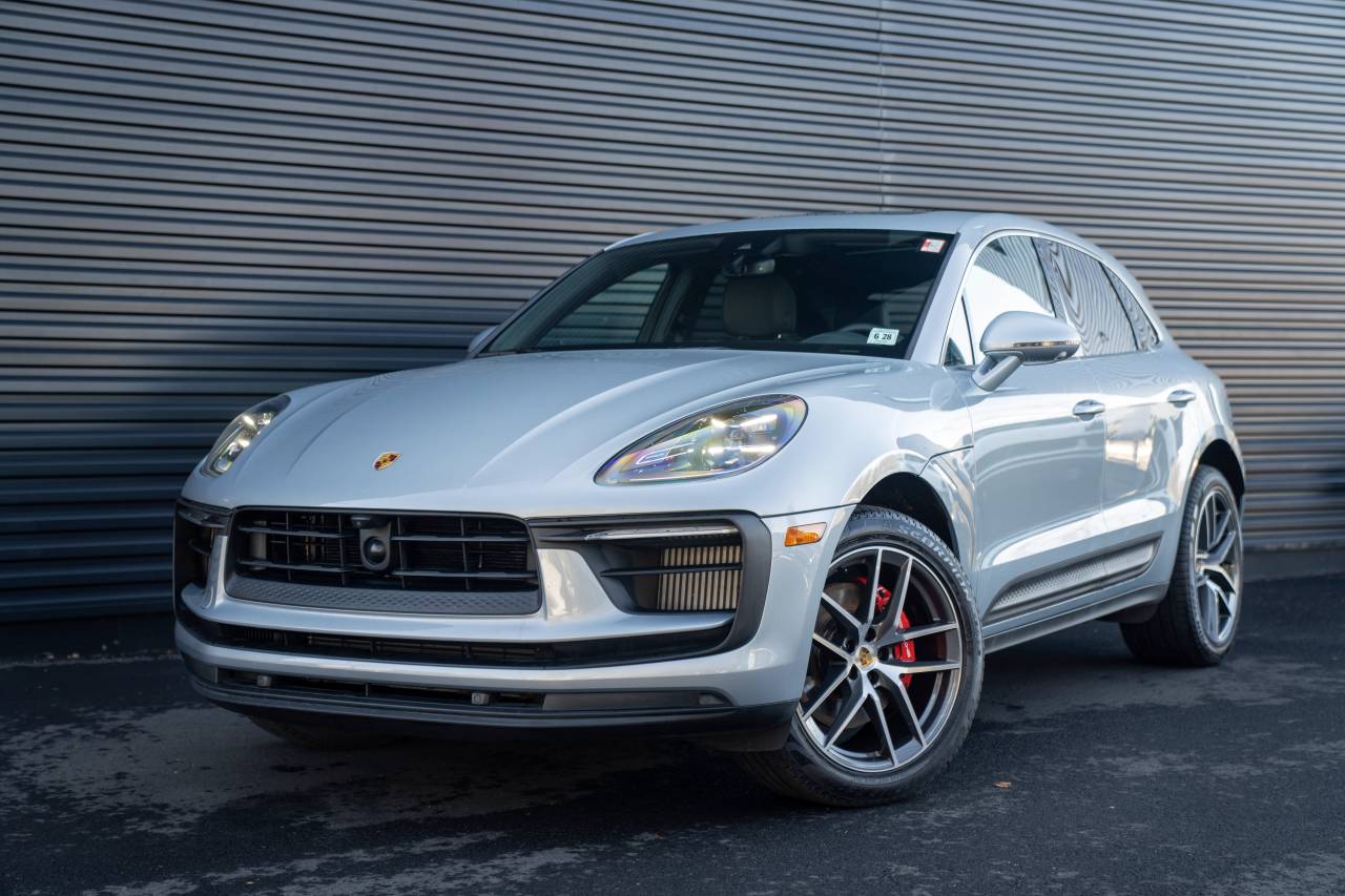 2023 Porsche Macan S