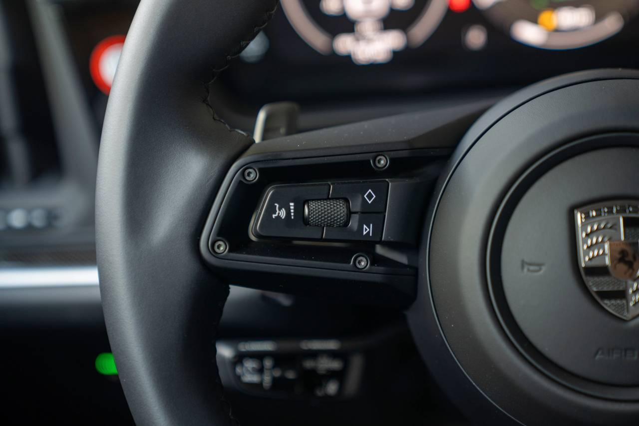 2025 Porsche Cayenne Coup Turbo E-Hybrid - Photo 14
