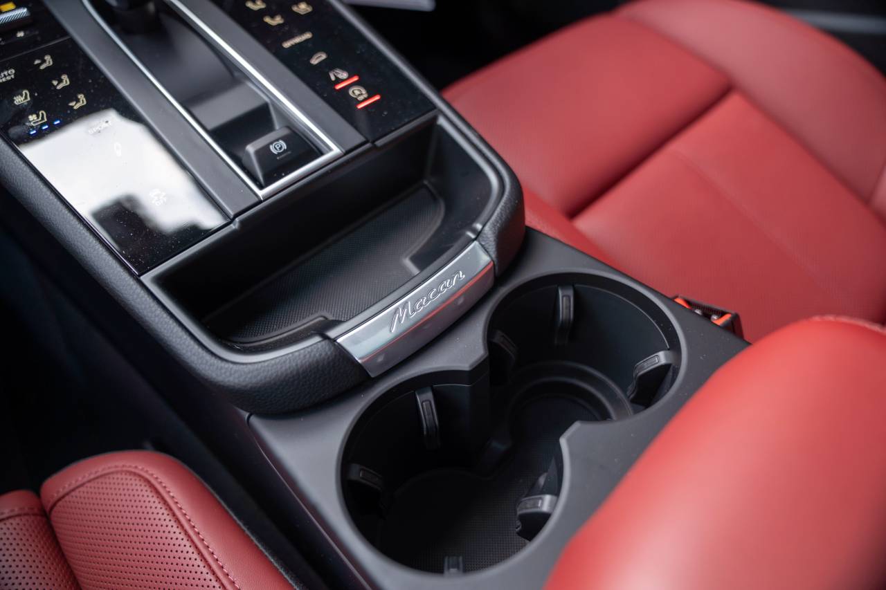 2026 Porsche Macan S - Photo 22