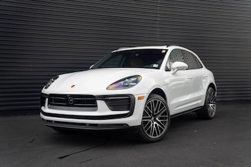 2025 Porsche Macan SUV