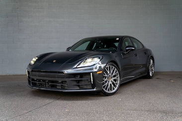 2025 Porsche Panamera 4 Hatchback