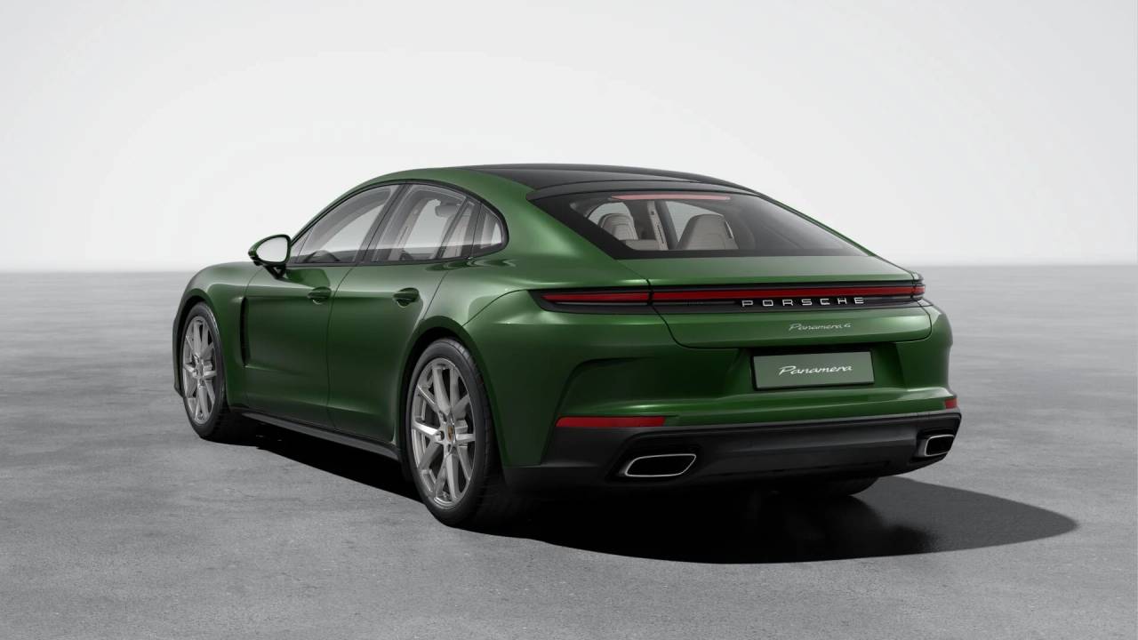 2026 Porsche Panamera 4 photo 3